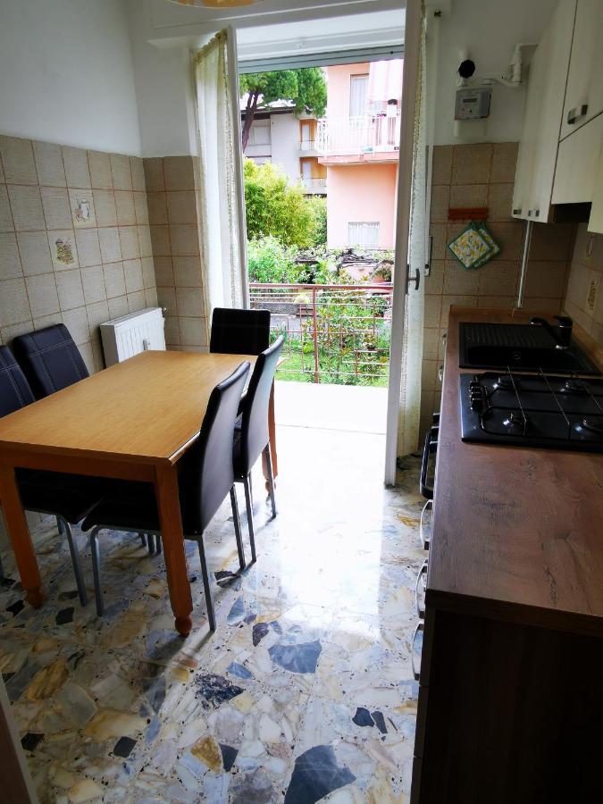 Casa Serena cod. Citra 008008-LT-0001 Bordighera Esterno foto