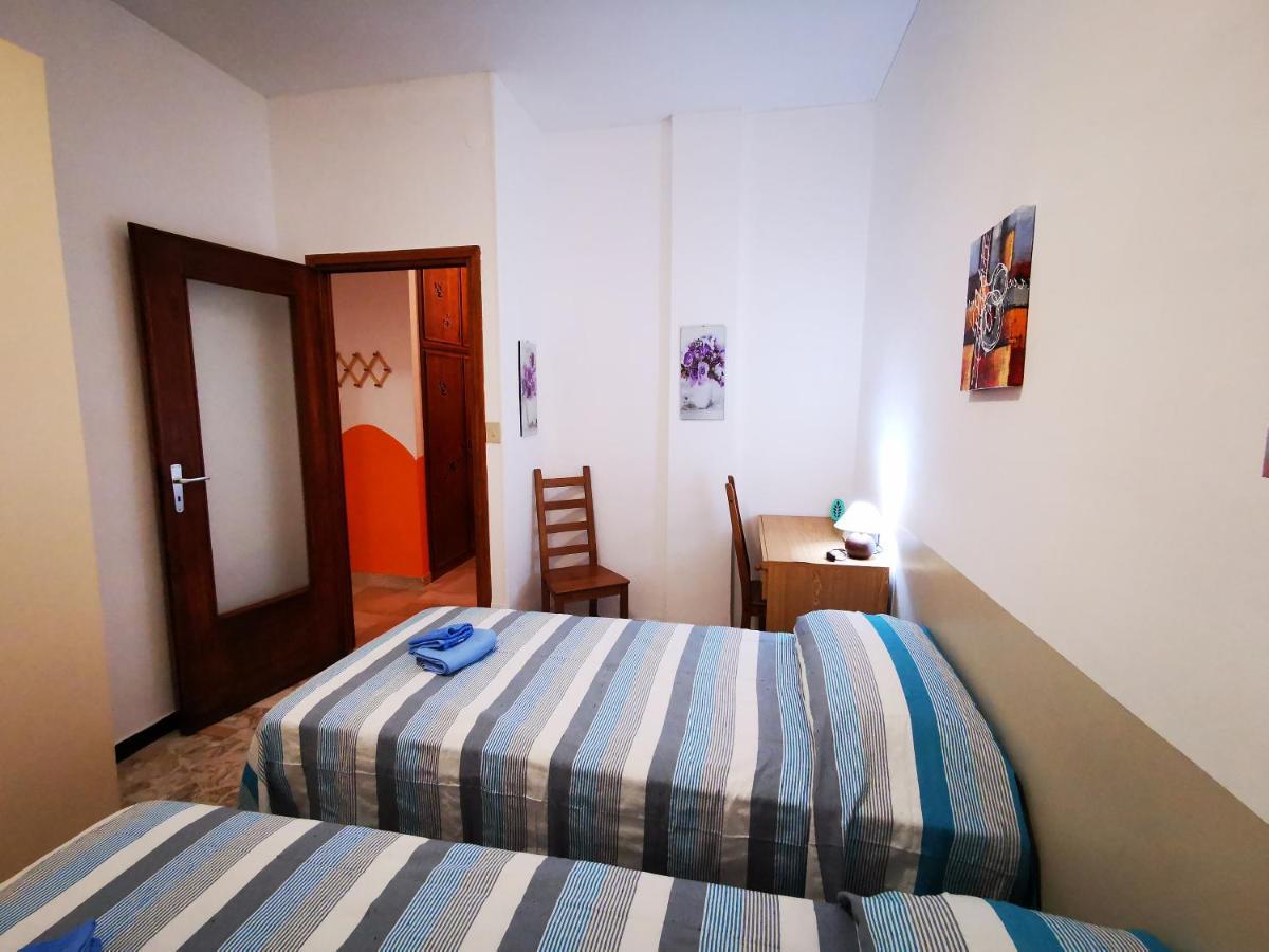 Casa Serena cod. Citra 008008-LT-0001 Bordighera Esterno foto